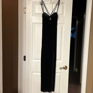 Exquisite holiday, prom, black tie event evening gown.